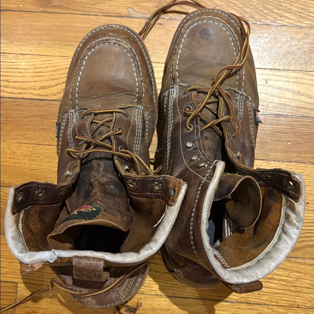 Rugged Men's Brown Leather Boots